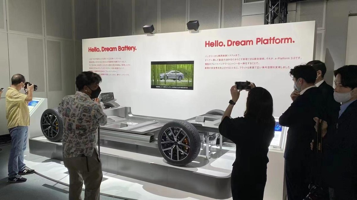 比亚迪元PLUS和海豹哪个性价比高,比亚迪元plus与海豹