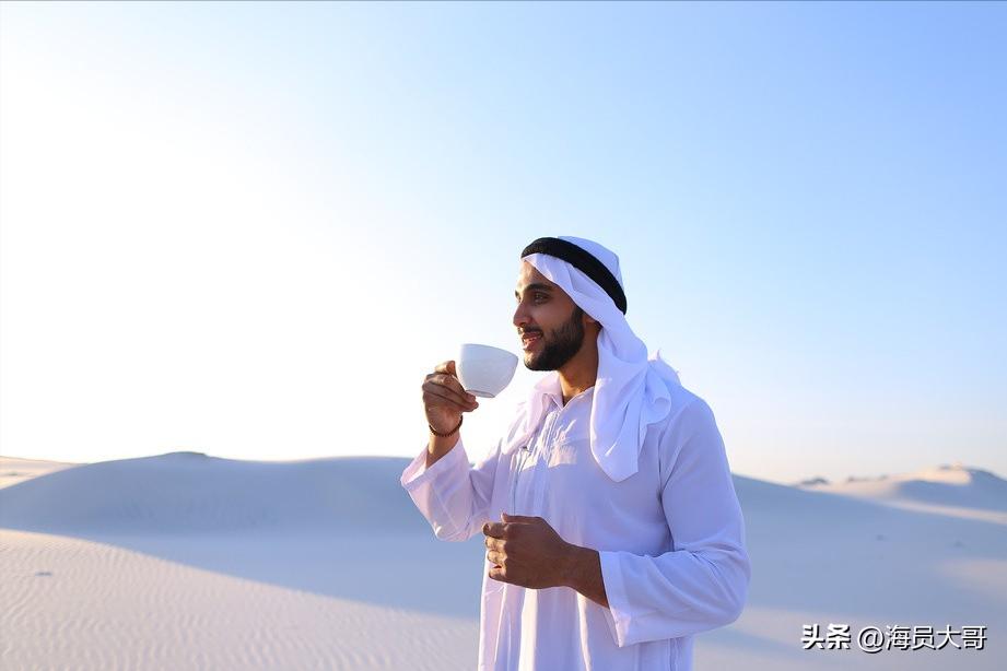 卡塔尔是个怎样的国家,沙特阿拉伯和卡塔尔哪个有钱