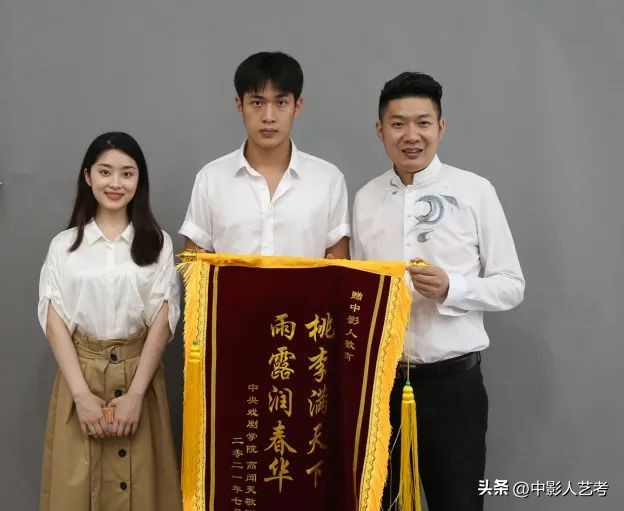 如何选择靠谱的艺考培训机构,艺考培训机构条件有哪些