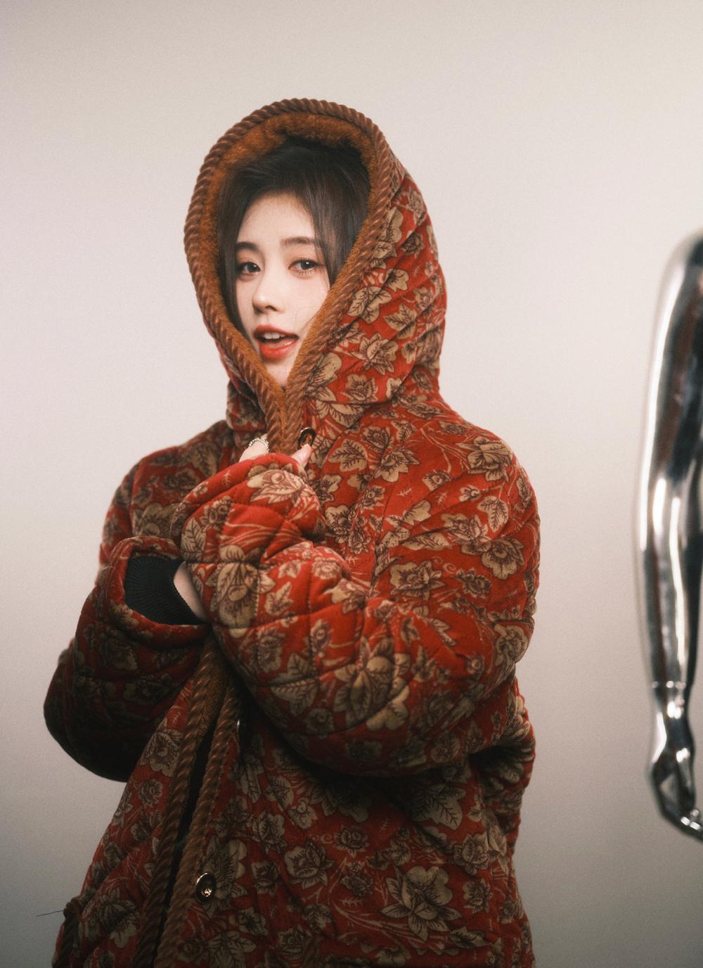 鞠婧祎应该算流量小花了吧,鞠婧祎最新流量