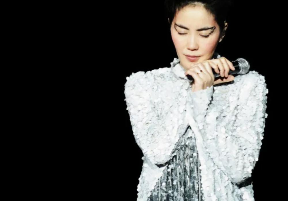 一脸福相天生富贵的几位女明星,天生自带苦相的十位女明星