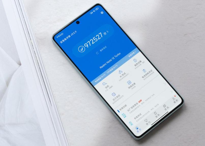 跑分33万轻薄机身再降100,32万跑分128gb5000mah仅1798