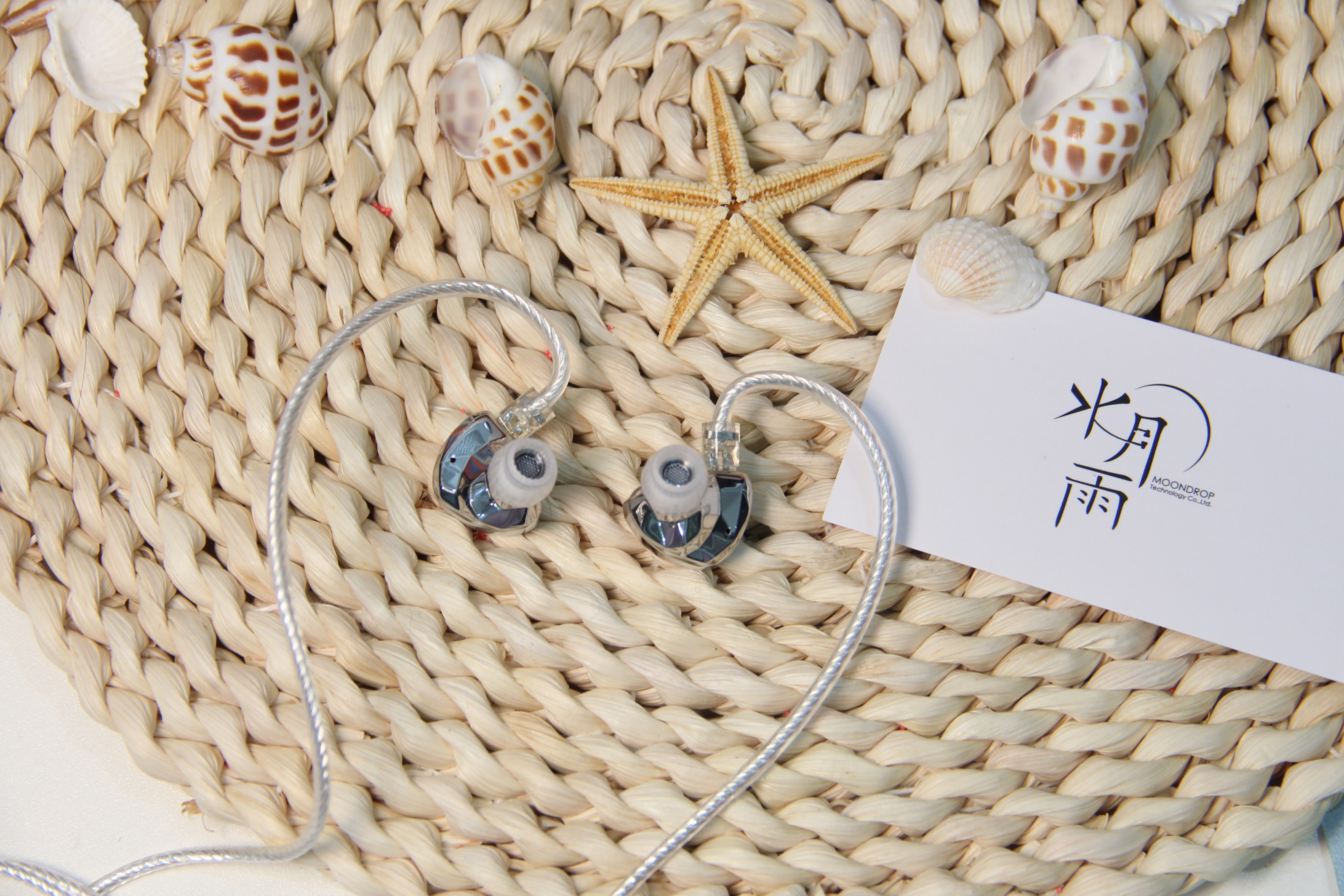 水月雨兰值得买吗,水月雨kato比得上费兰朵吗