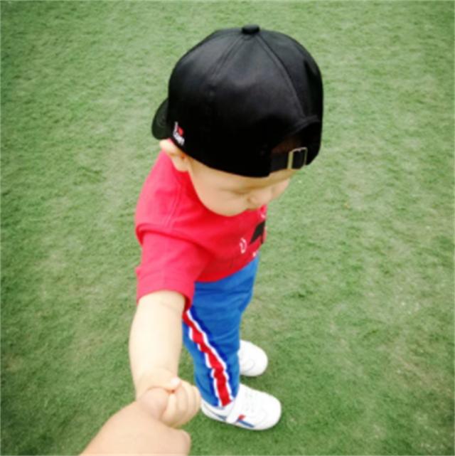 17年夫妻做4次试管终得子,2年后儿子却患癌,无奈将病母*养送**老院