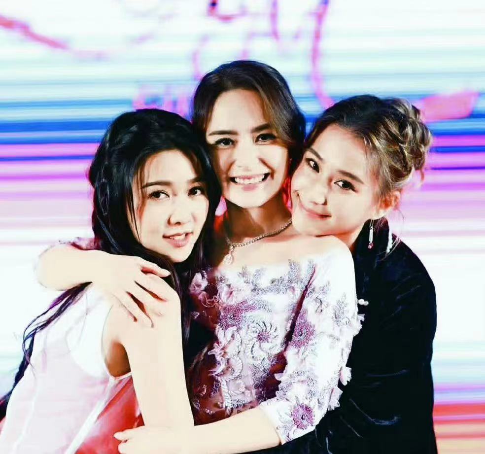 窦骁结婚大合照都有谁,窦骁结婚时的照片