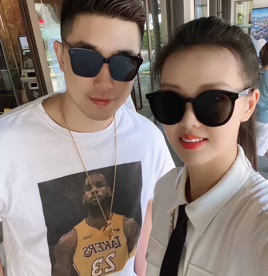 吴冠希开法拉利,吴冠希张常宁时尚新娘