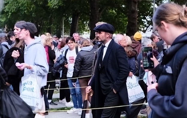 贝克汉姆目前经济状况,贝克汉姆债务现状