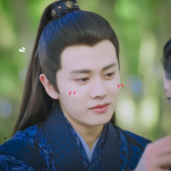 爱豆表格图任嘉伦,任嘉伦头像帅气高清粉色