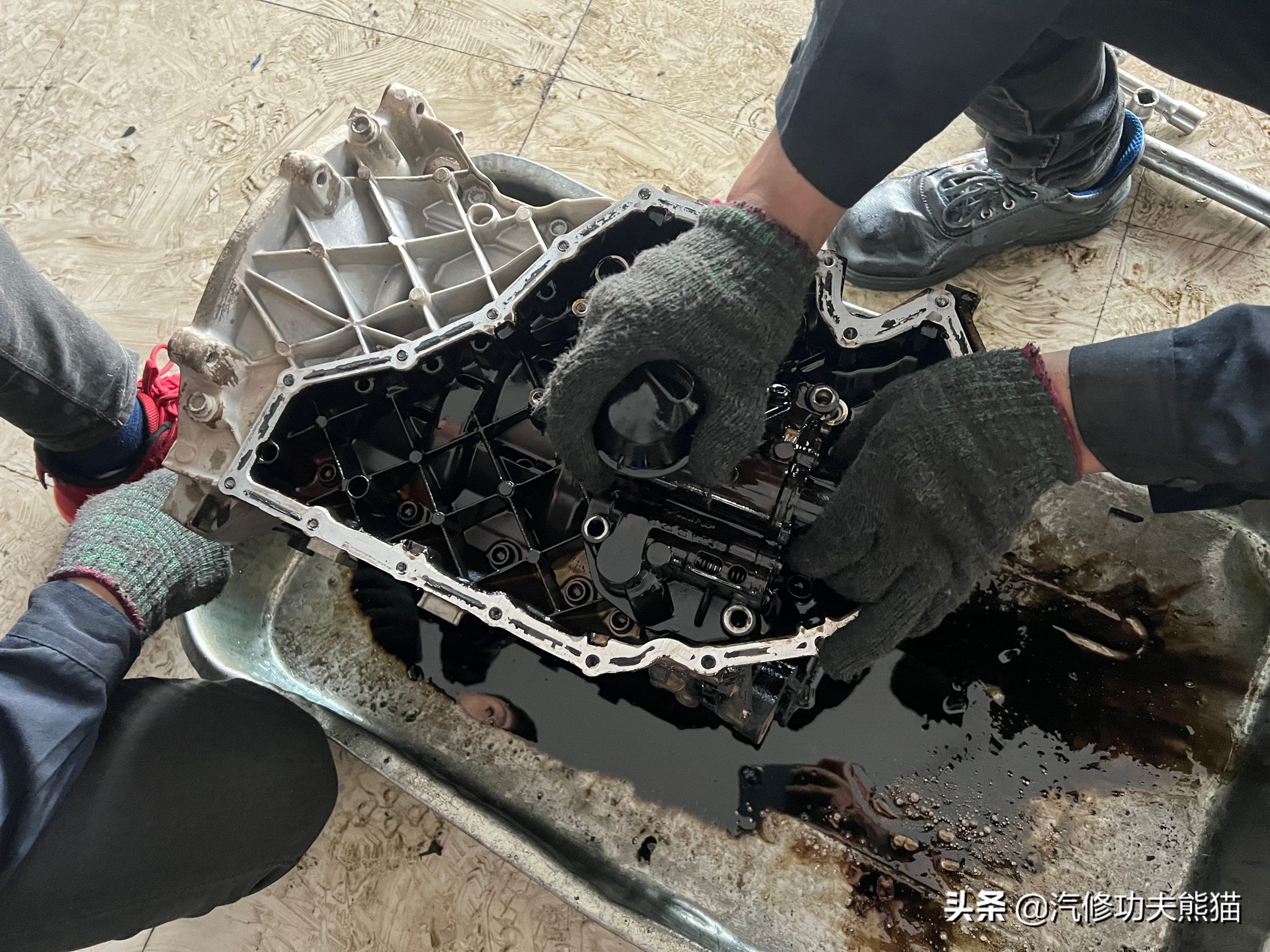 奥迪q5二手车烧机油,q5二手车大修翻新