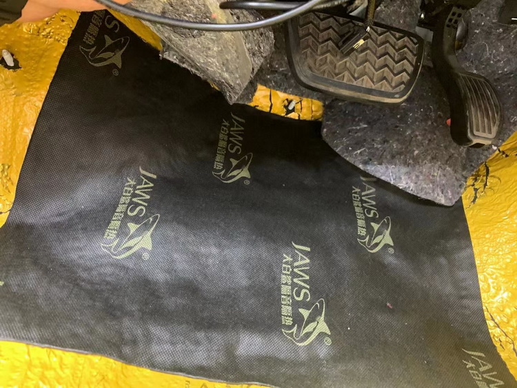 丰田酷路泽隔音改装哪家好,丰田兰德酷路泽全车隔音施工