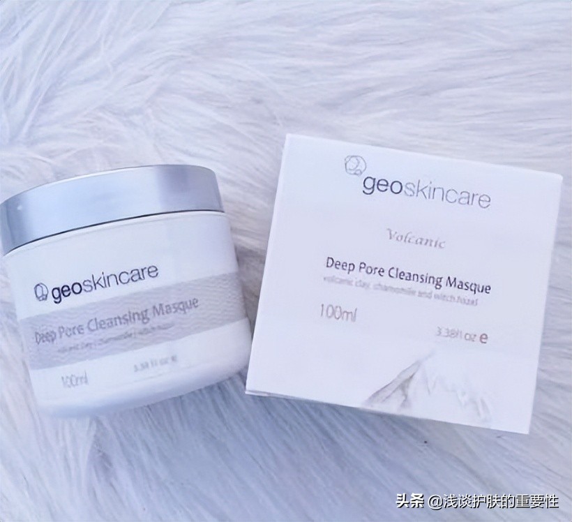 毛孔粗大脸爱出油用什么护肤品,毛孔粗大出油一般都用什么护肤品