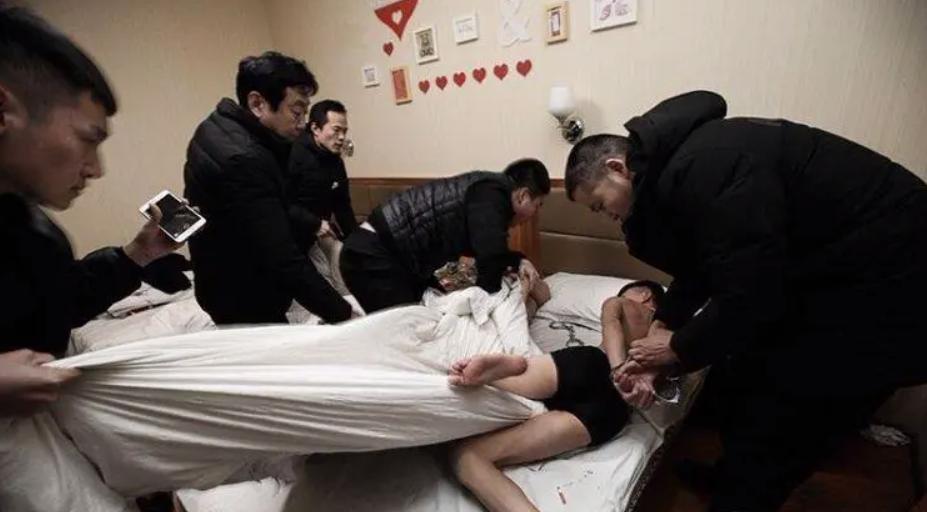 女大学生玩“仙人跳”未遂，竟选择报警，最后惨遭录音打脸