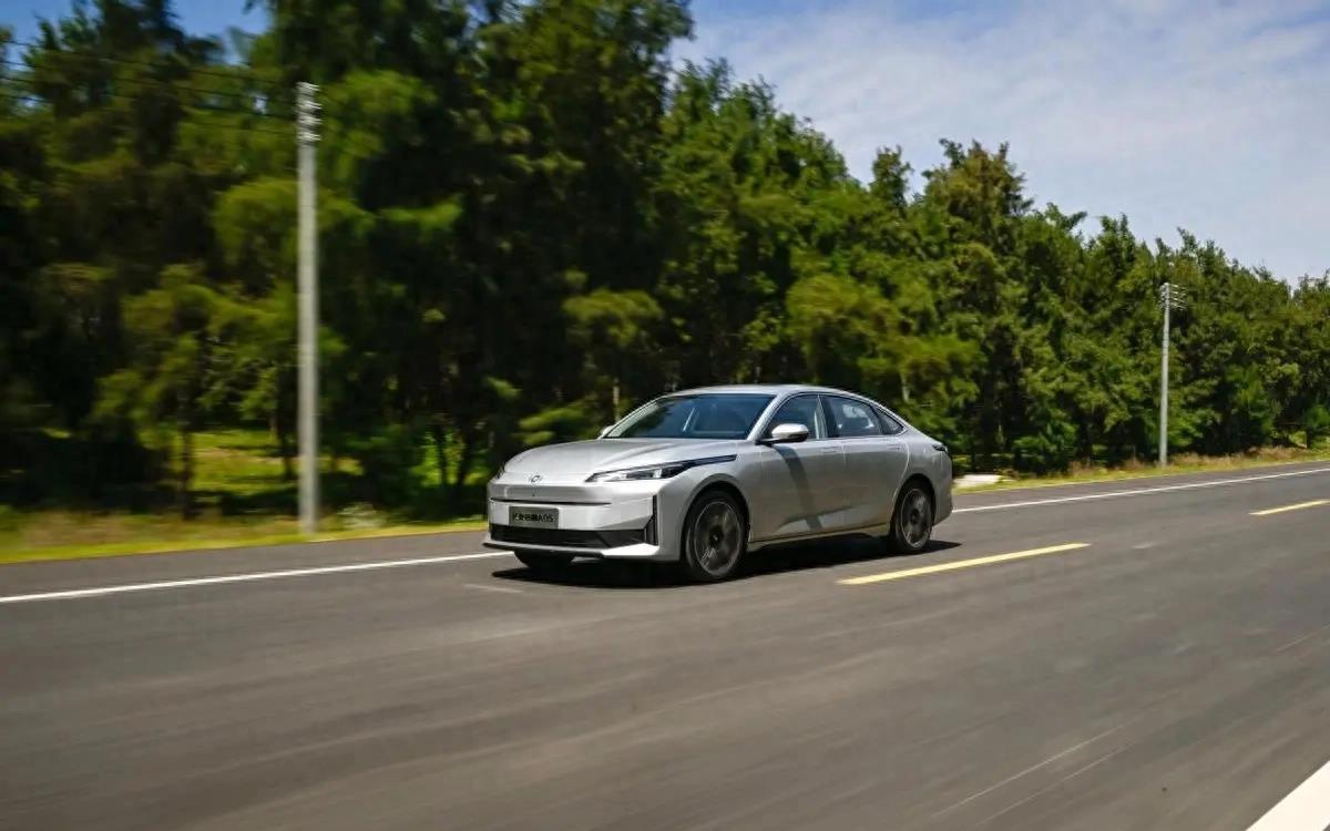 长安启源a05与秦plus冠军版对比,长安启源a07增程低配落地价