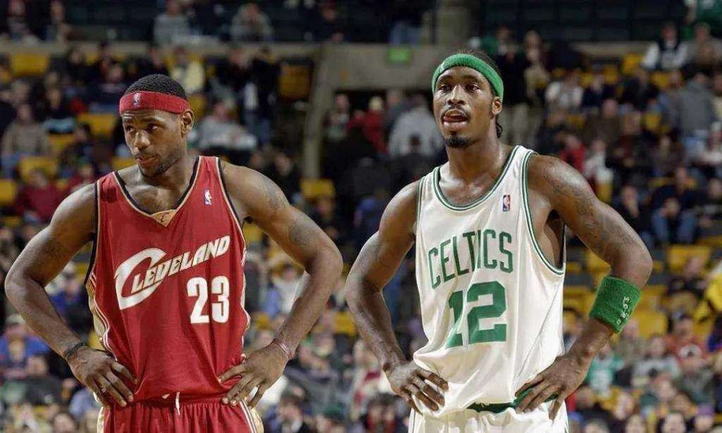 里基戴维斯精彩表现,里基戴维斯被送走后表现如何