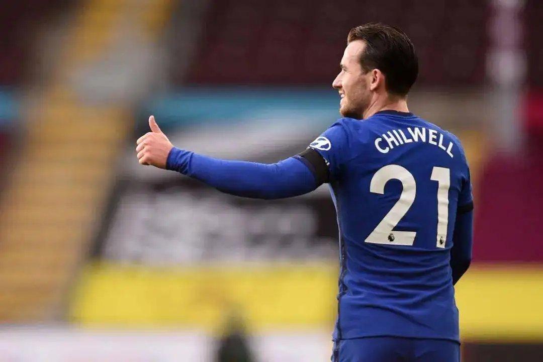 英格兰中场四大高手,英格兰边后卫推荐新星