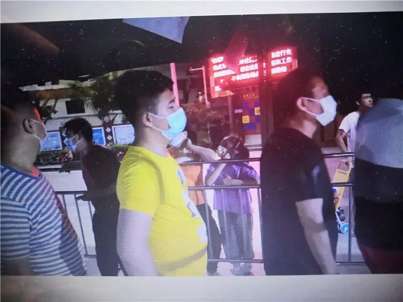 排队核检（散文）「浪花文艺」狄大庆（江苏）