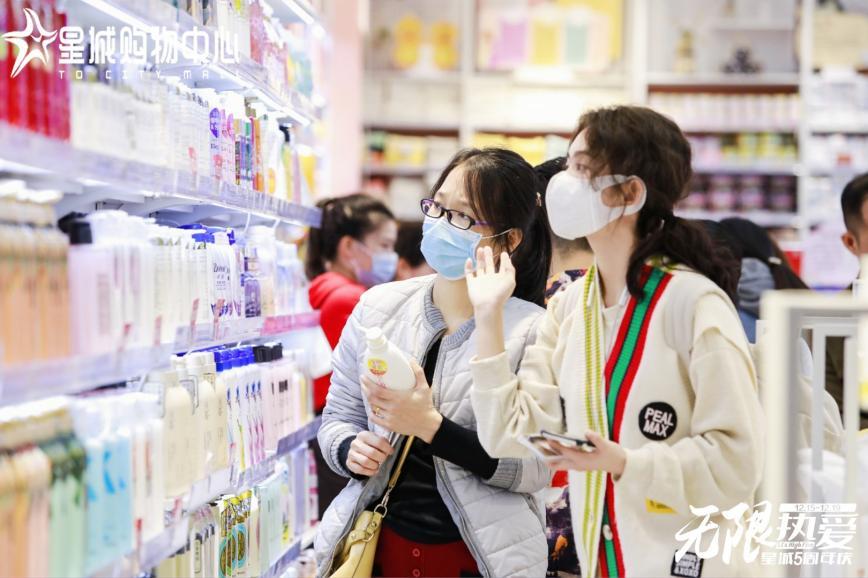 来到深圳宝安区可以去哪逛一逛,深圳哪个商圈最适合逛吃