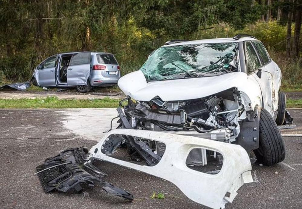 女孩被邻居大叔杀害真实事件,00后男子杀害朋友后续