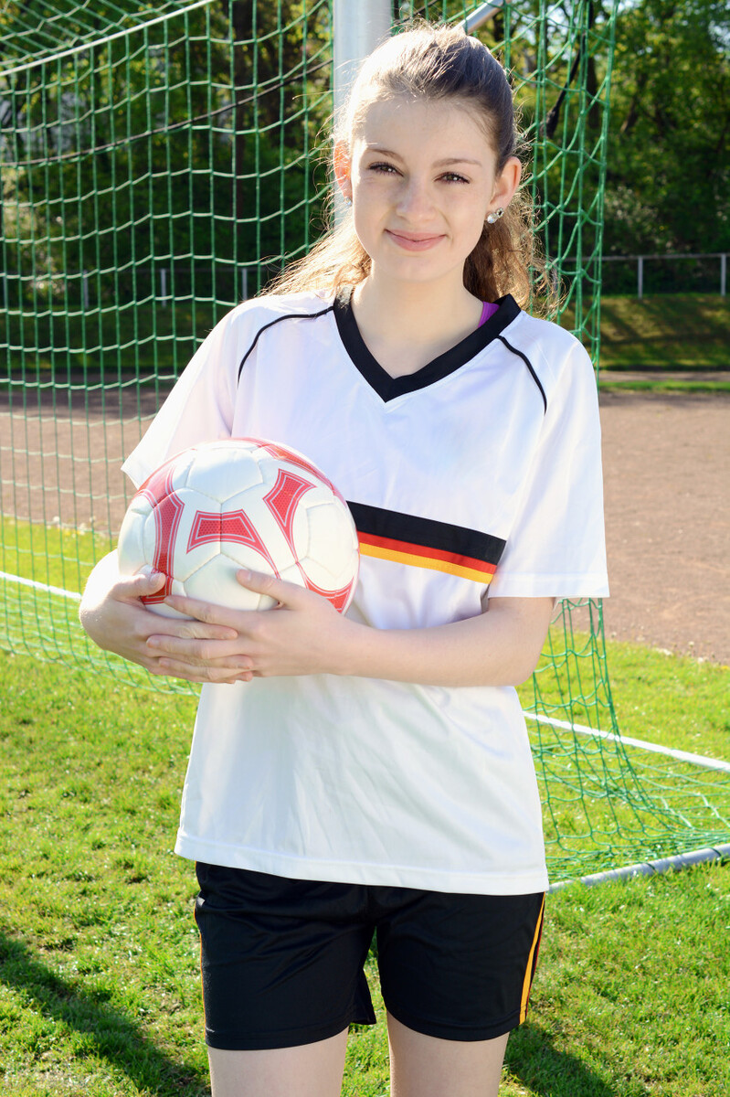 世界杯为什么在凌晨踢,世界杯为什么频繁发生冷爆门