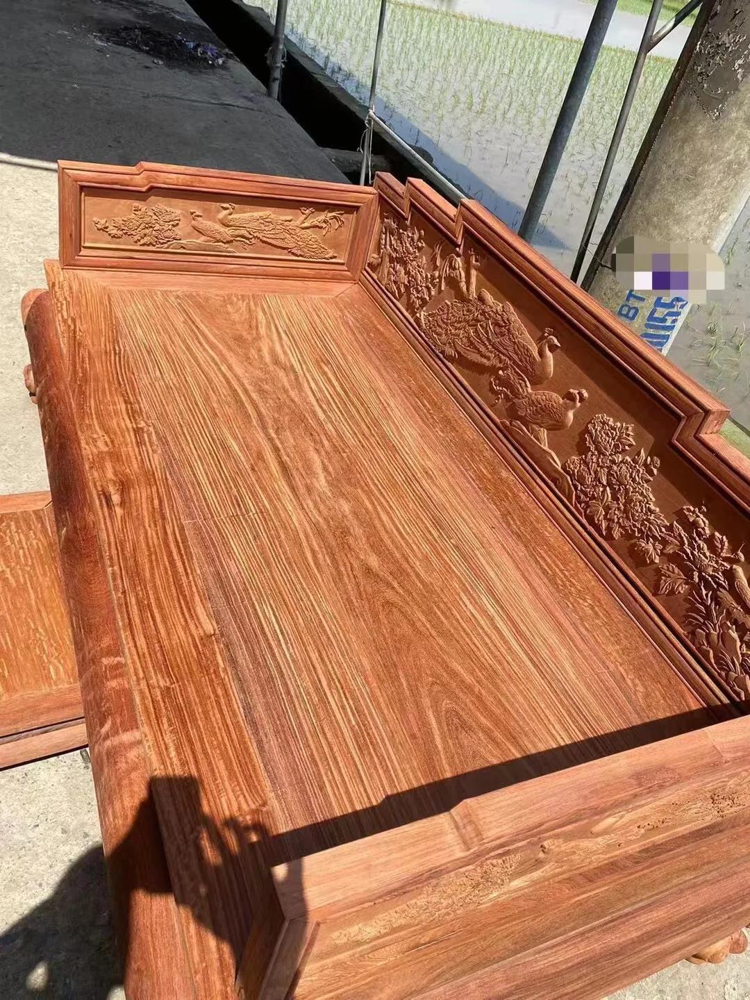 花梨罗汉床三件套图片,缅甸花梨木罗汉床和明式床哪个好