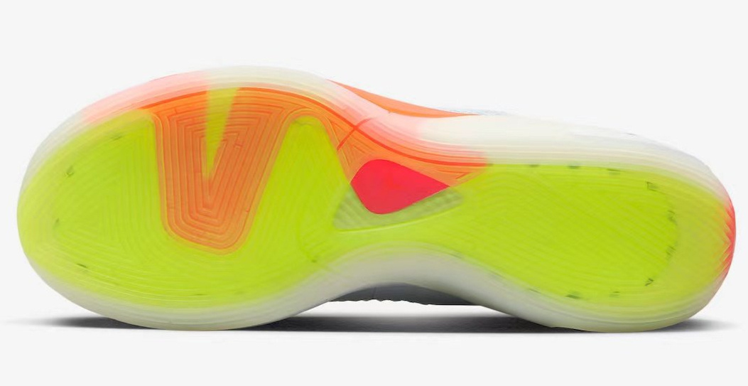 耐克lebron17黑白红测评,nikelebron20各种颜色