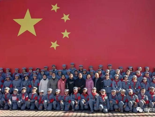 北诗镇科协等部门在卧龙湾康养小镇开展关爱未成年人科普实践研学