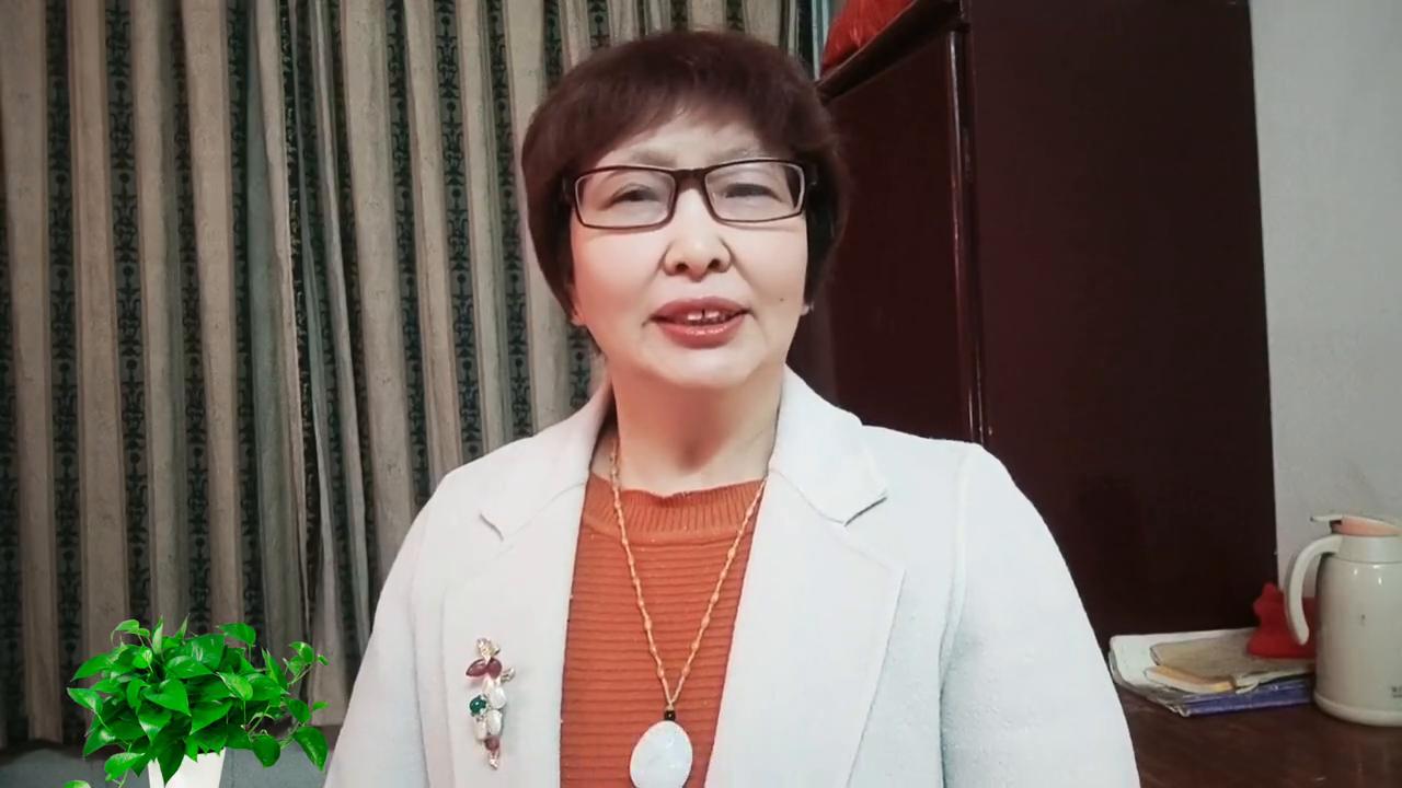 你不心疼别人别人怎么会心疼你,心疼别人不如心疼自己