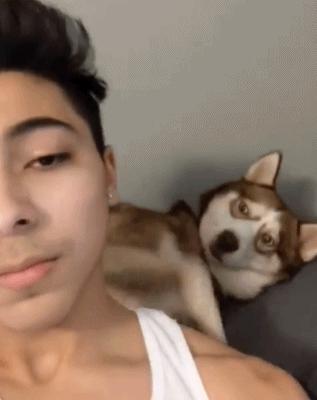 女友今年都二十三了，还是这样，是不是没救了哈哈哈好尴尬