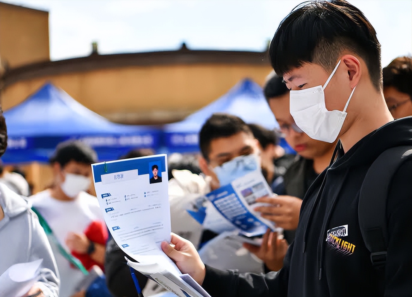 大学生工资等级表公布，87%的本科生处于“低挡”，你拖后腿了吗