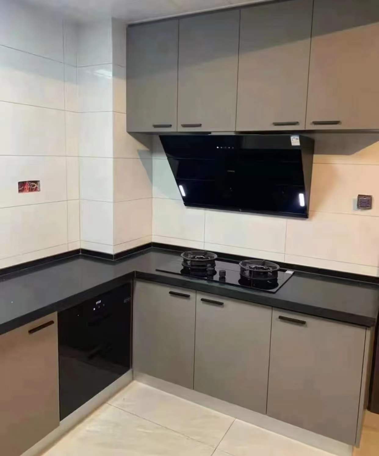 装修油烟机如果坏了还好换吗,装修抽油烟机该不该买好的