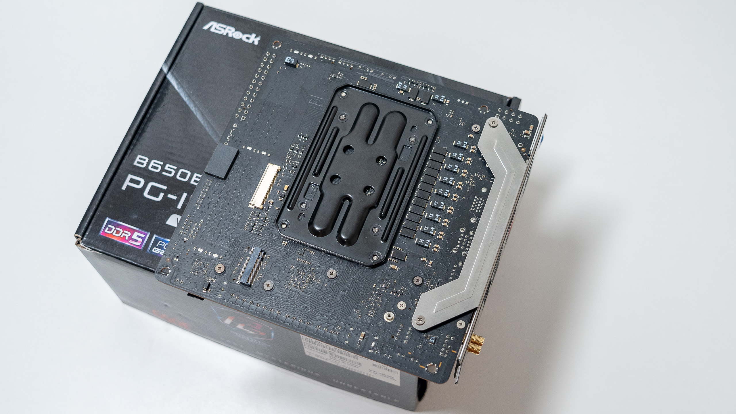 海盗船540机箱itx主板,海盗船itx小机箱拆解