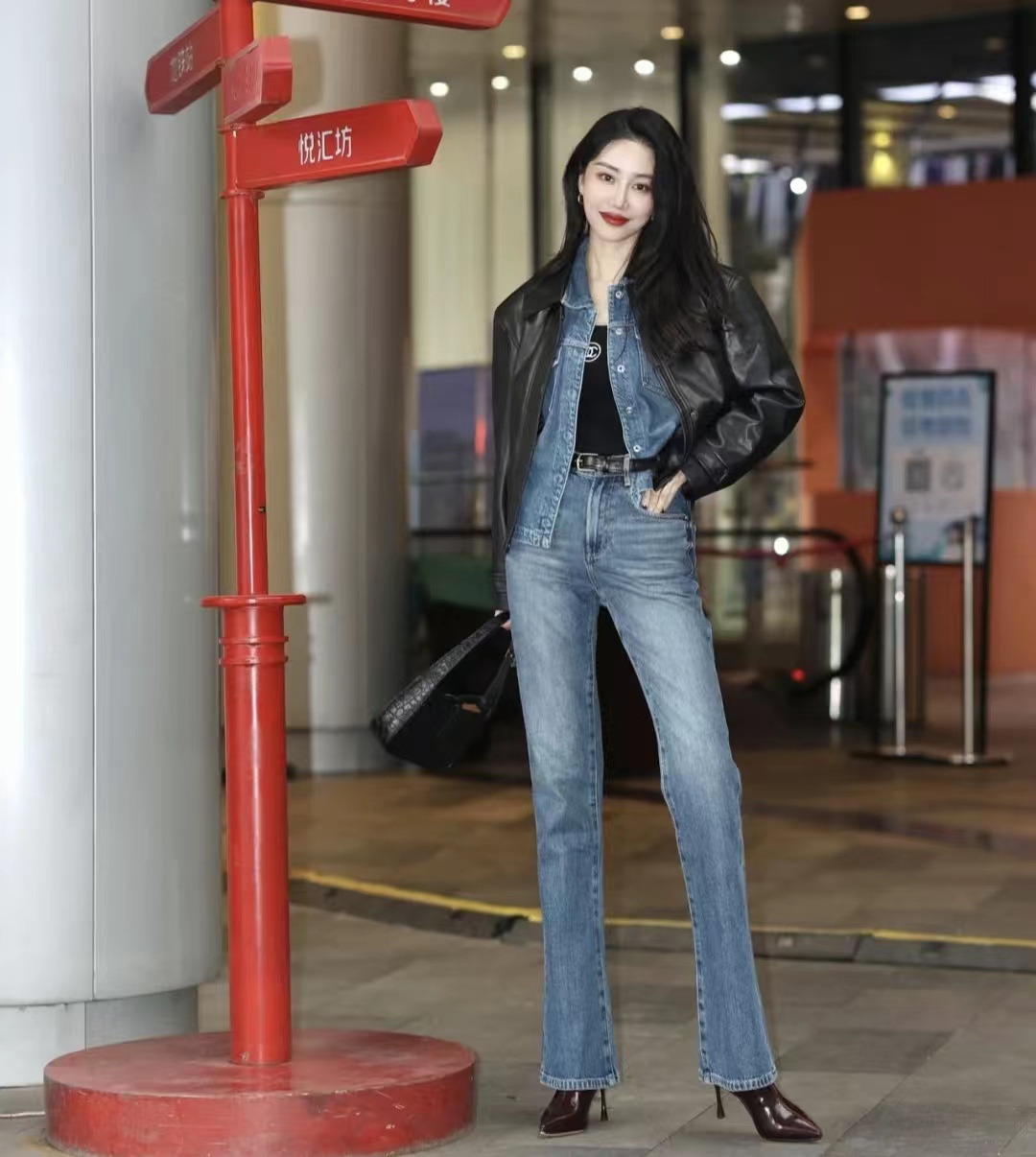 今年流行什么裤子女性穿着好看点,今年流行什么样的裤子最时髦漂亮