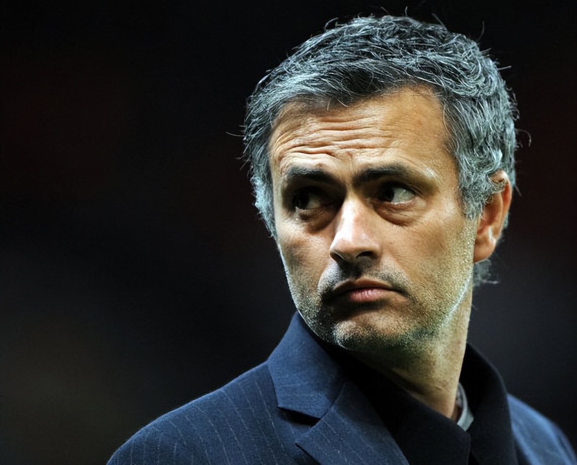 穆里尼奥丢冠后怒喷裁判后续,穆里尼奥炮轰