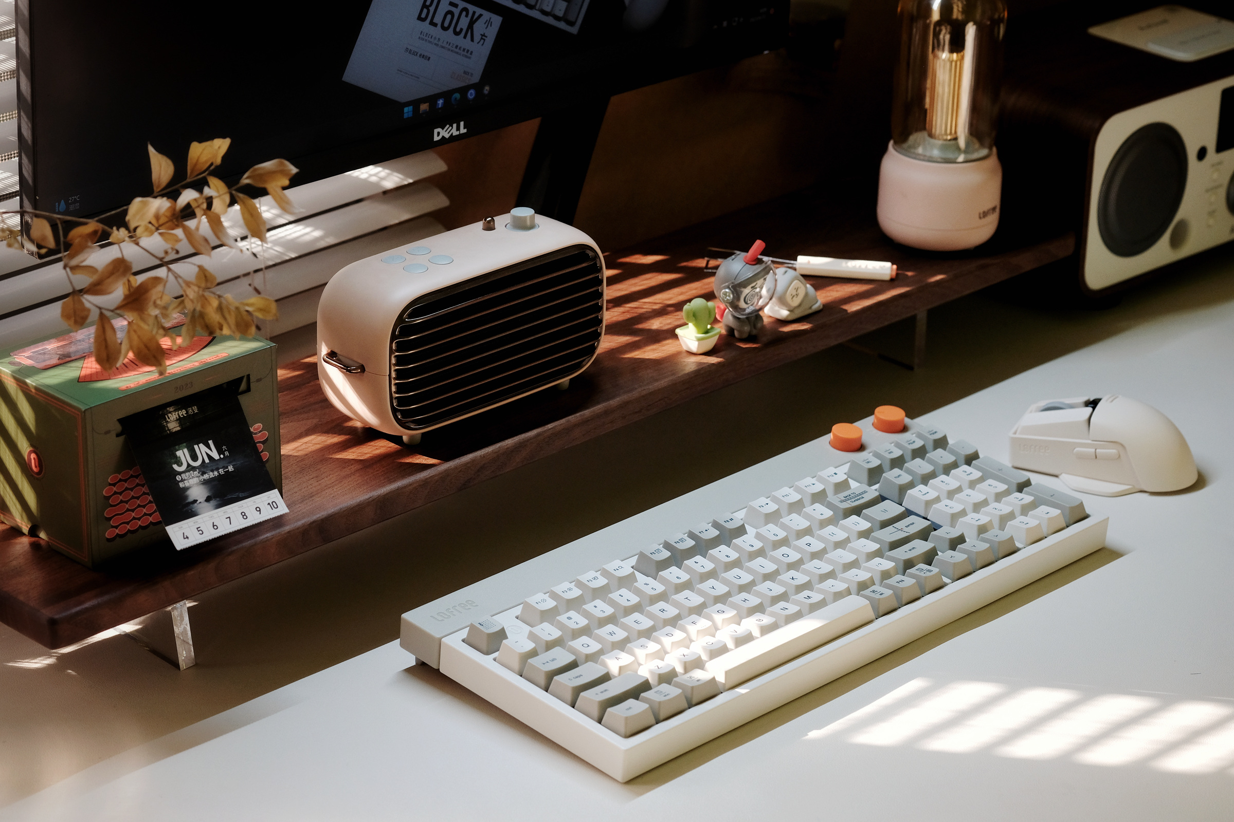 洛斐机械键盘开箱视频,洛斐键盘小方轴