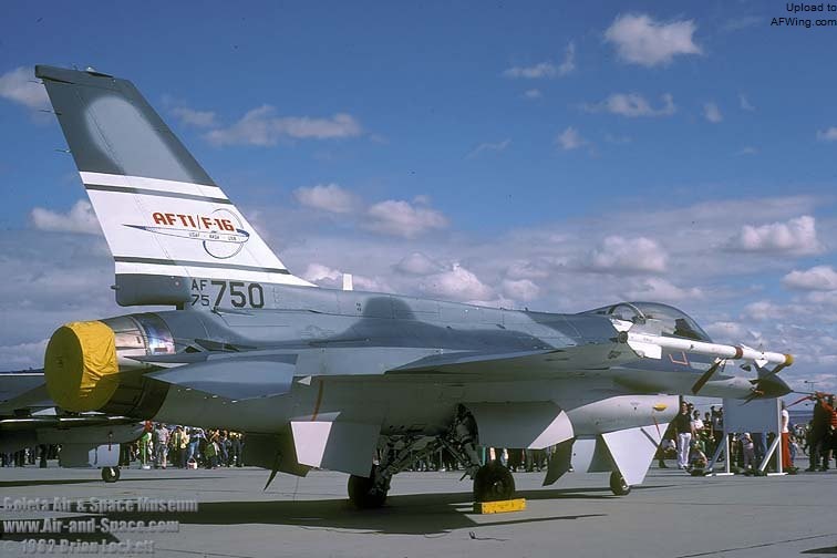 洛克希德f-16战斗机,蝰蛇的秘密f16