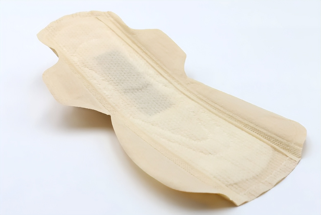 女人无子宫无卵巢,51岁女子试管生下4胞胎