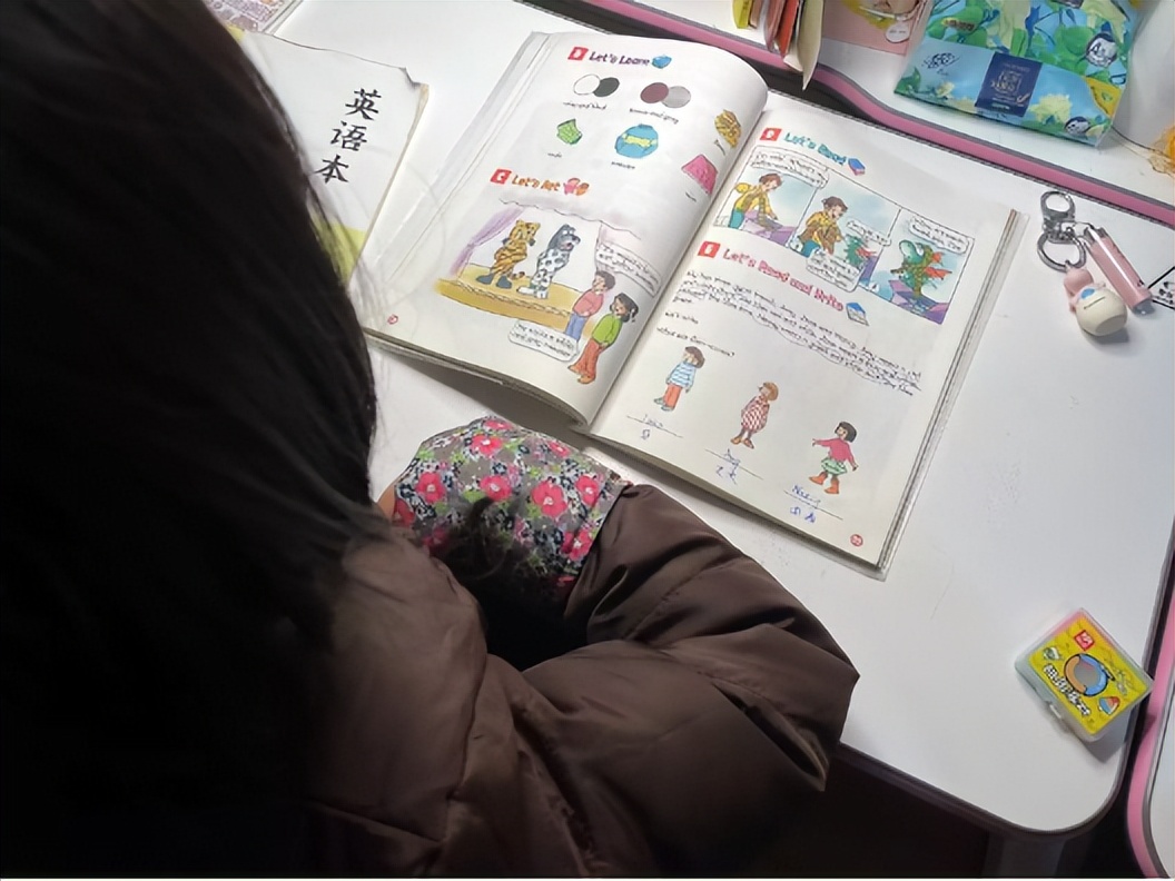 花2000块钱买灯贵吗,花2500买个灯是不是交了智商税