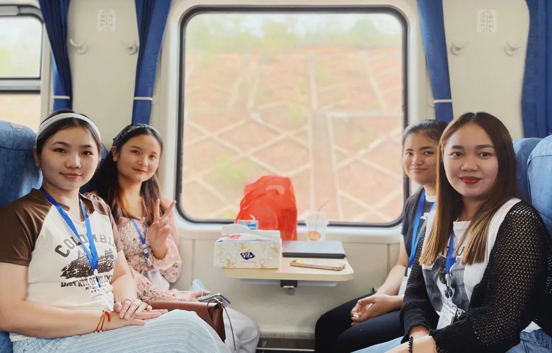 老挝的高铁到中国,中国发往老挝的列车