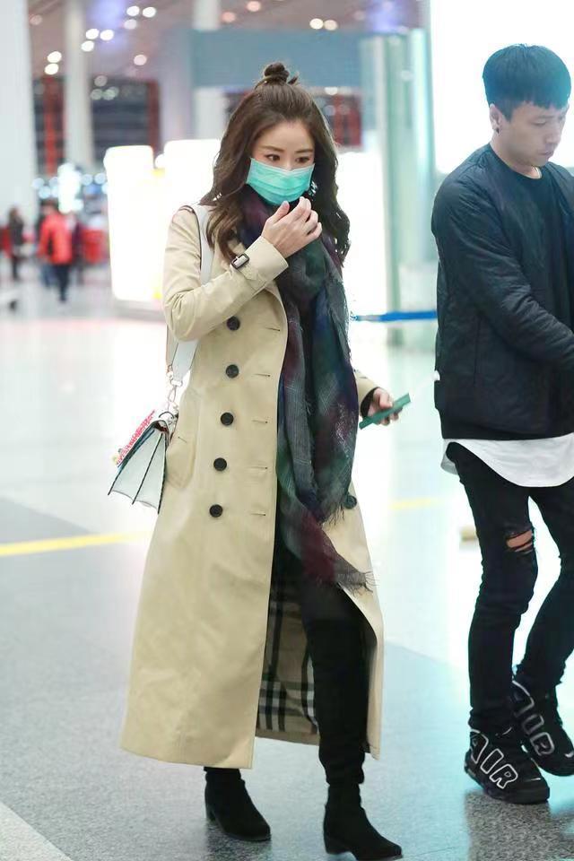 林心如冬季穿黑棉袄搭配图片,林心如紫色礼服裙穿搭