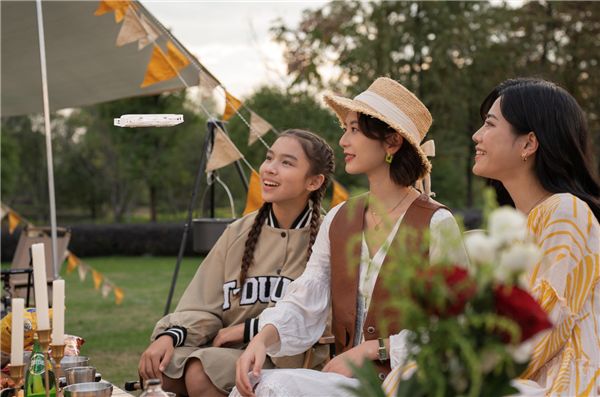 1999元起哈浮飞行相机X1发布:重新定义消费级无人机