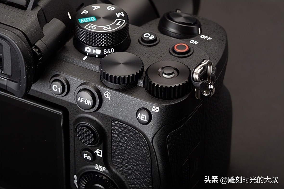 佳能eosr6索尼a7r3哪个好,索尼a7r4佳能eosr6对比