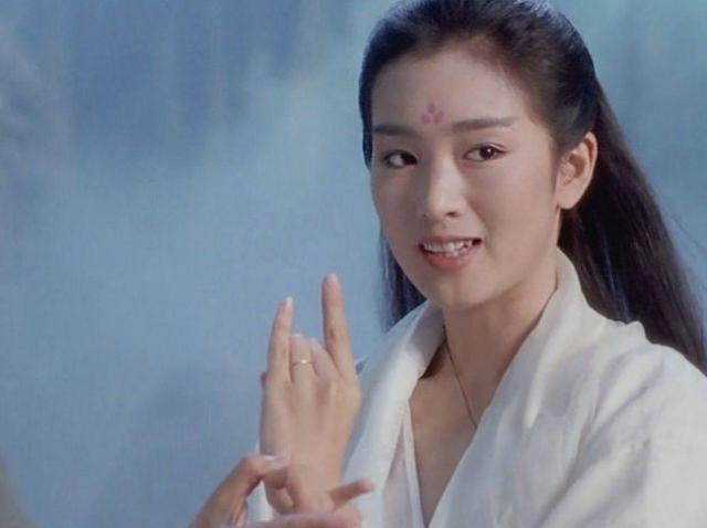 武侠小说十大武功秘籍排行榜,武侠小说十大暗器