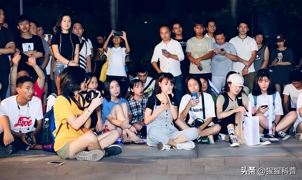 网红麦小登为啥排第二,麦小登网红排行榜