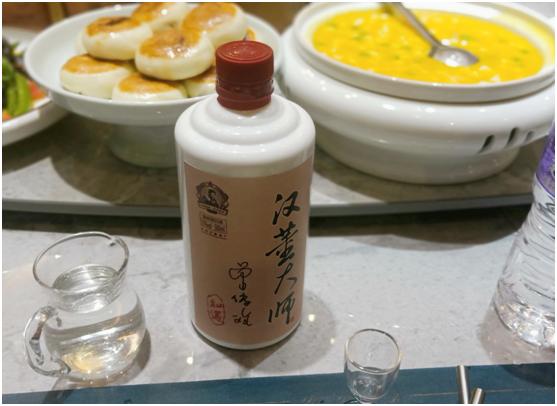 超市里不起眼的4款“廉价酒”,隐藏在超市货架上的4款廉价酒