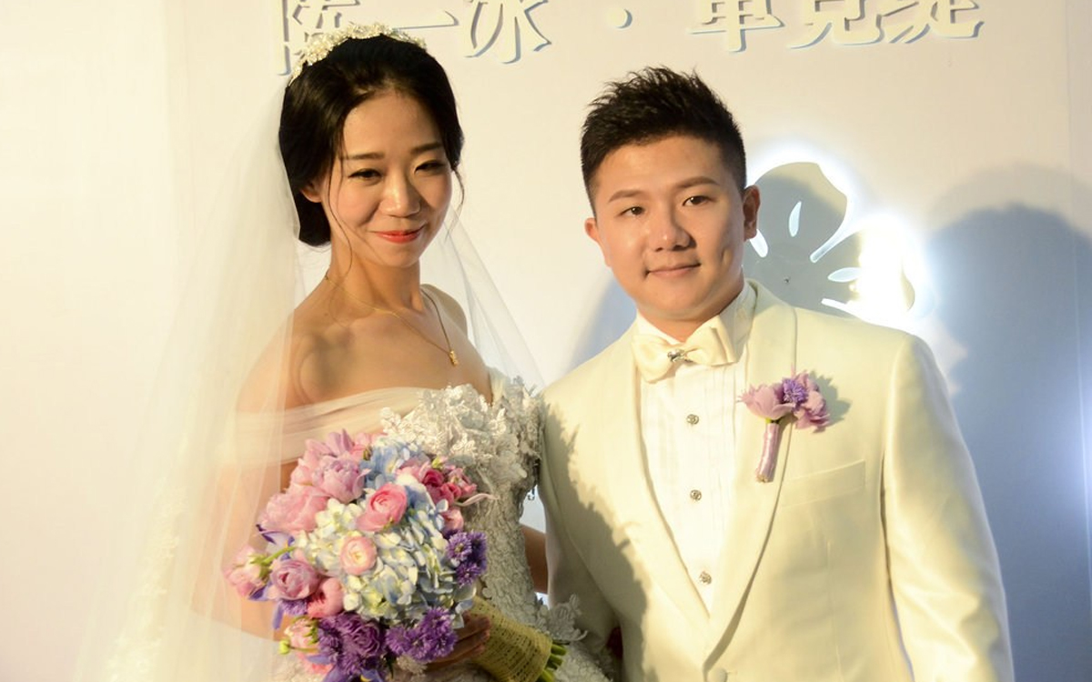 蹦床公主何雯娜和陈一冰,蹦床公主何雯娜夺冠