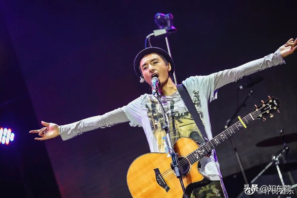 47岁的朴树现状,朴树年轻时候多帅