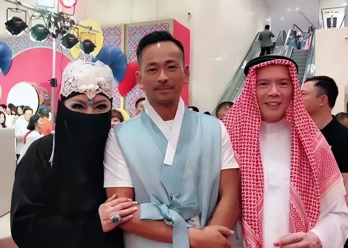 向太陈岚钻戒多少钱,向太陈岚曝婚姻真实情况