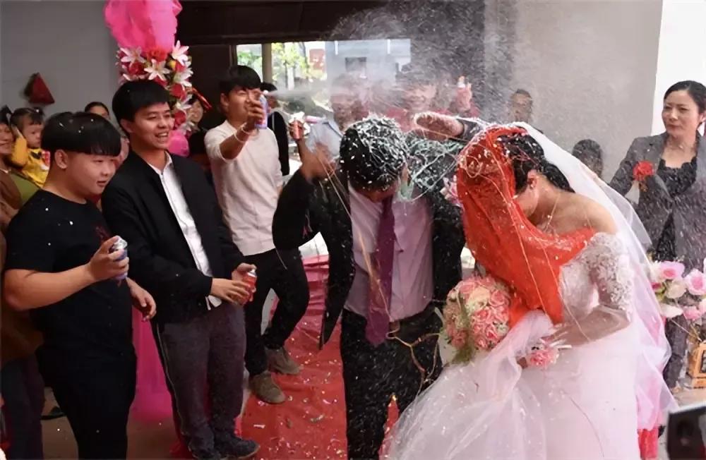 结婚当天闹新郎致死判了几年,闹婚新郎致死怎么判的