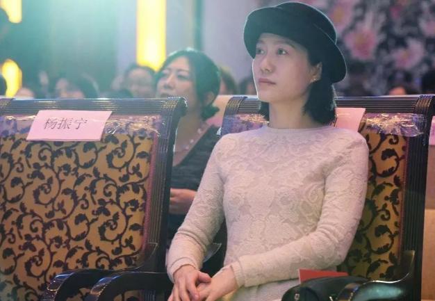 杨振宁百岁之际翁帆披露相处细节,翁帆为何要嫁差54岁的杨振宁