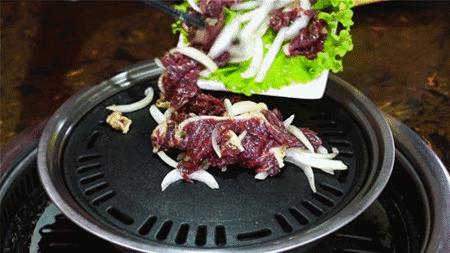 跨越三千公里！上过人生一串的「齐齐哈尔烤肉」，落户蜀都万达
